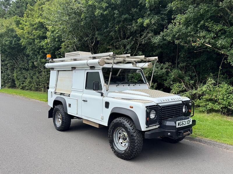 View LAND ROVER DEFENDER 2.2 TDCi